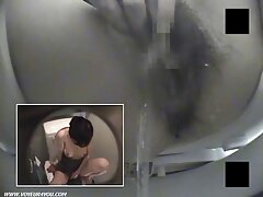 ຢູ່ເຮືອນ fucked ສາວໃນຊ່ອງຄອດສີບົວ coveted